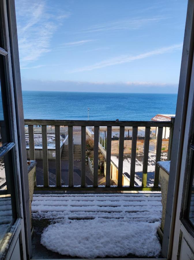 Les Galets Bleus Bed & Breakfast Etretat Exterior photo