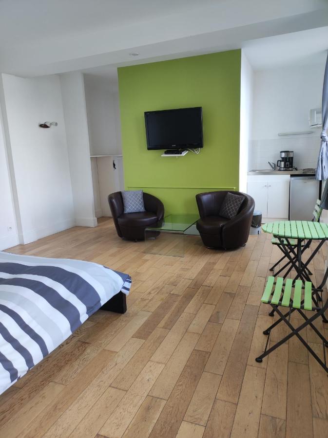 Les Galets Bleus Bed & Breakfast Etretat Exterior photo